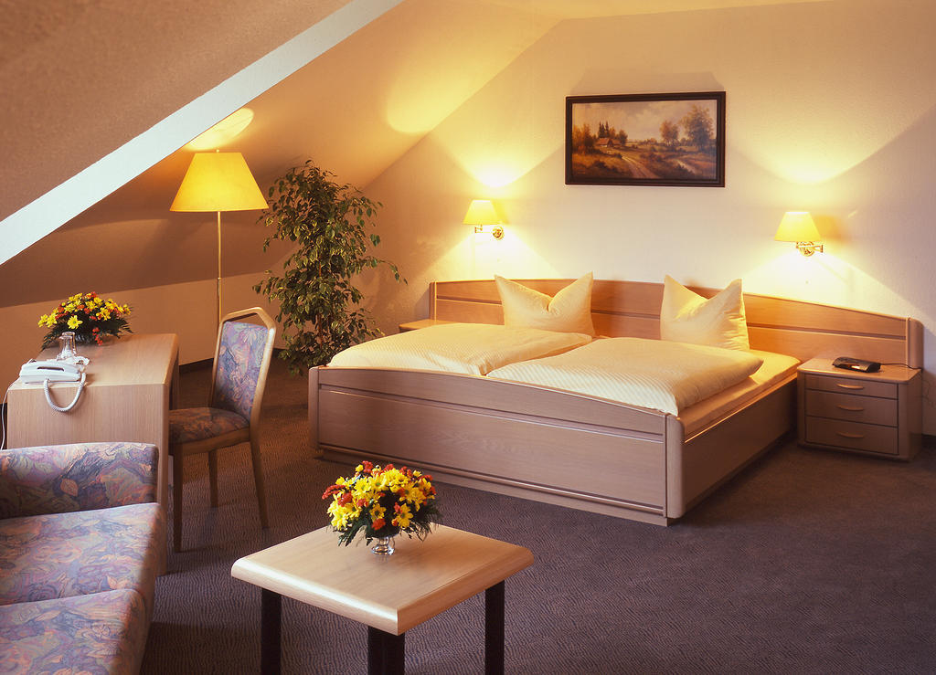 Hotel Trebeltal Demmin Δωμάτιο φωτογραφία